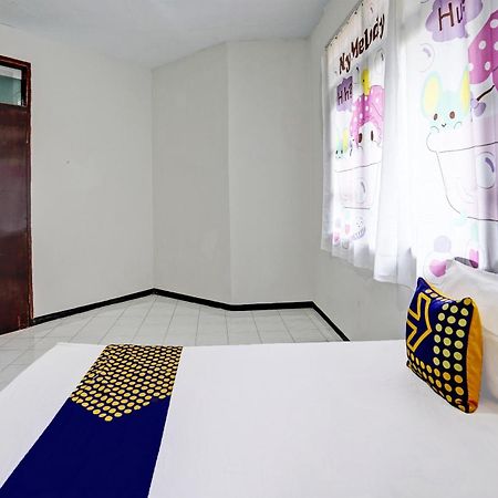 Spot On 92388 Villa Segi Delapan Prigen Ngoại thất bức ảnh